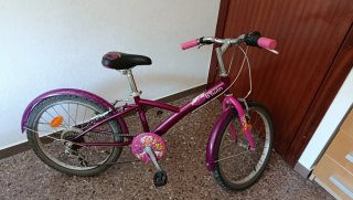Bicicleta infantil morada Btwin