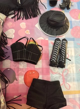 Barbie Fashion Muñeca Frontier Set