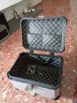 Baúl Maleta Trasera Aluminio 55L