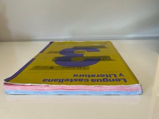 Lengua castellana y literatura 3 ESO : código a...