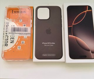 iPhone 16 Pro Max oro