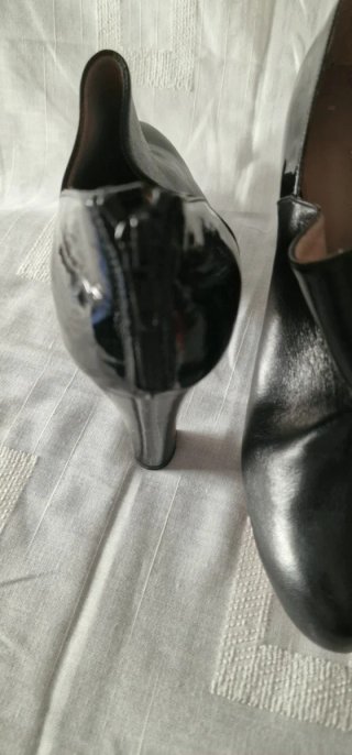 Botines negros tacón