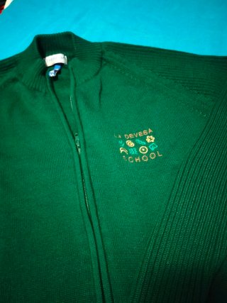 Uniforme Colegio La Devesa Carlet