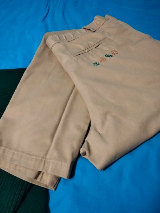 Uniforme Colegio La Devesa Carlet