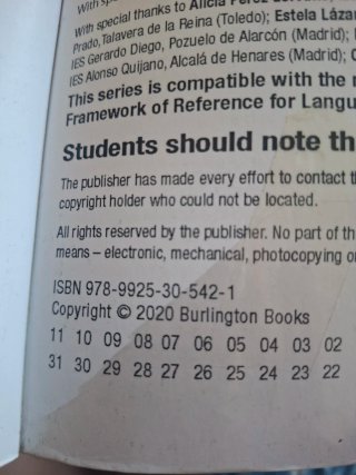 Libro texto de inglés de primero de Bachillerato.