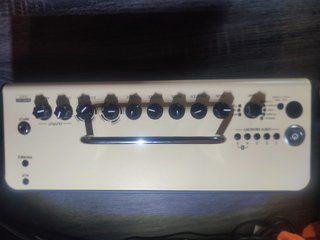 Amplificador Yamaha THR10Wireless Beige
