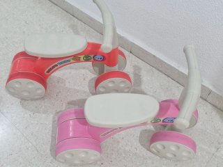Motos Molto para niños rojo y rosa