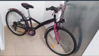 Bicicleta Decathlon Niña Negra y Rosa