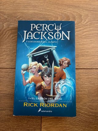Libros lectura infantil/ juvenil, como nuevos. 6€