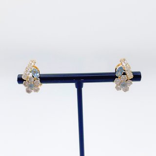 Pendientes Oro 18K, Flor blanca y azul, 3.1gr
