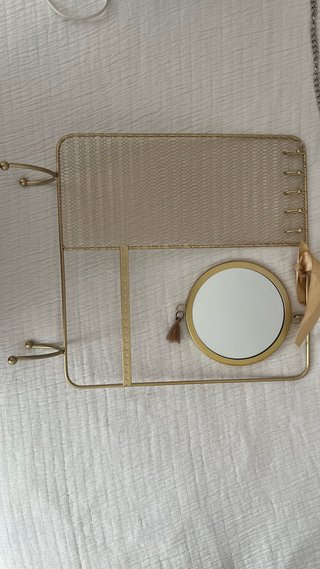 Joyero organizador dorado