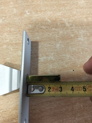 Muletilla metálica para puerta
