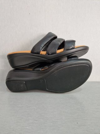 Sandalias Piel Negro Tallas 36-41-42 nuevas