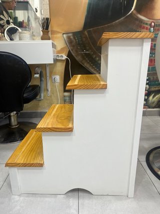 Escalera 4 peldaños madera y blanco