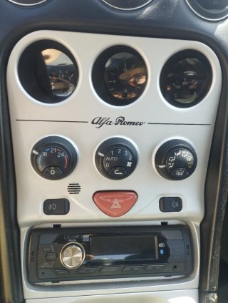 Alfa Romeo GTV 2000