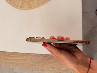iPhone 14 Pro Max Dorado, sin ningún daño.