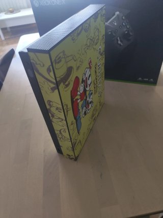 Xbox One X 1TB