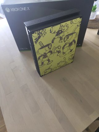 Xbox One X 1TB