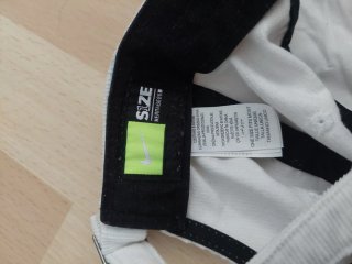 Gorra Nike Pana Blanca Negra