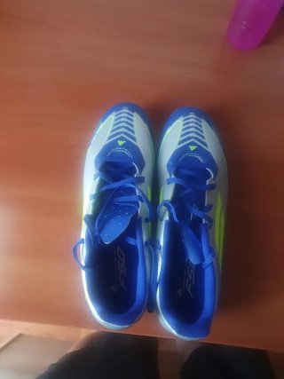Botas de fútbol Adidas Talla 45.5