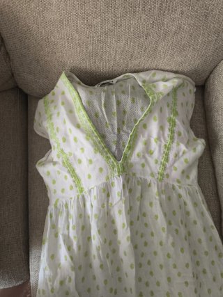 Vestido blanco con estampado verde talla S/M