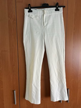 Pantalones pitillo Zara blancos