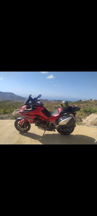 Ducati Multistrada 1200 Roja