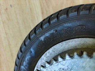 Ruedas patinete eléctrico 8 1/2 x2 freno piñón 55T