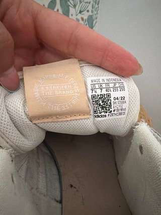 Zapatillas Adidas Beige y Rosa