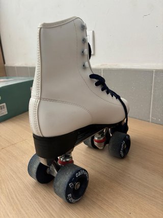Patines 4 Ruedas California Blancos
