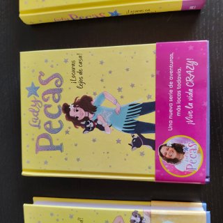 Libros juveniles lady Pecas