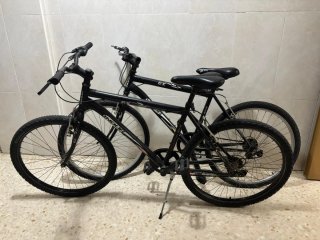 2 Bicicletas Negras