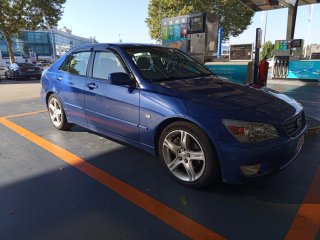 Lexus IS 2002