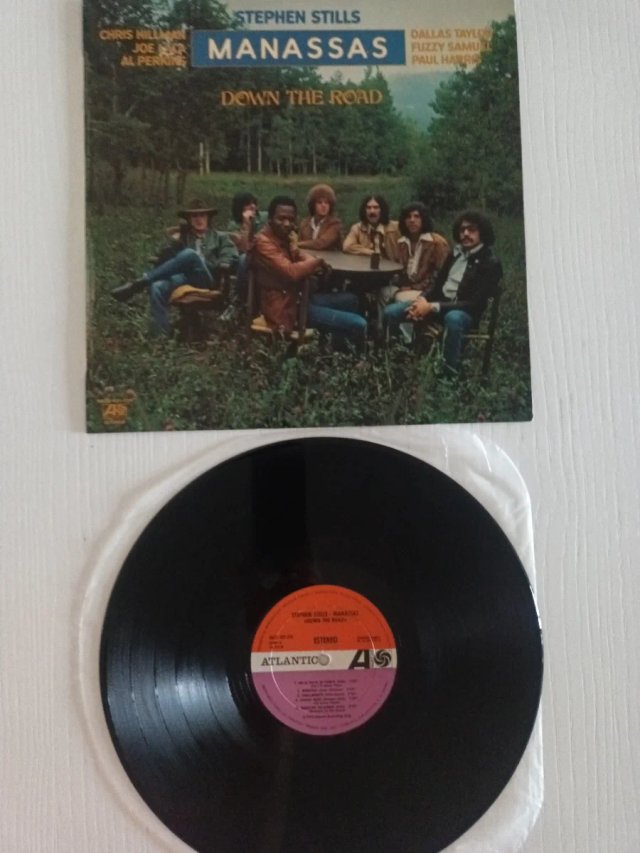 LP STEPHEN STILLS-MANASSAS