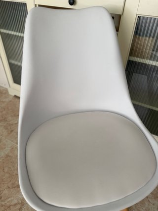 Conjunto mesa y 4 sillas comedor