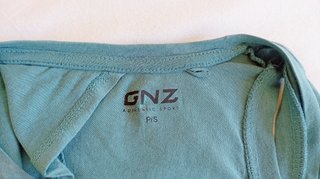 Camiseta top sin mangas espalda descubierta