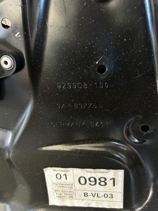 Panel elevalunas delantero izquierdo Passat B7