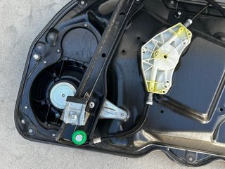Panel elevalunas delantero izquierdo Passat B7