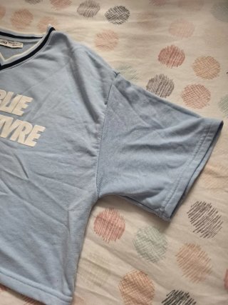 Camiseta Bershka azul talla M