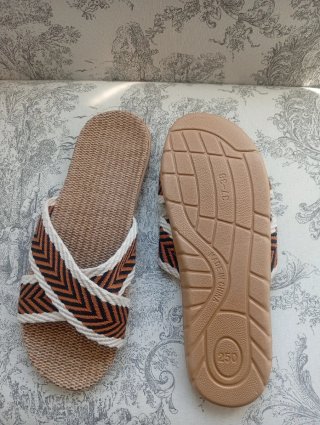 Zapatillas de verano cruzadas