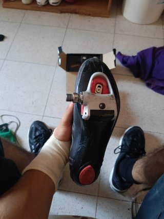 Zapatillas y calas carretera LUCK