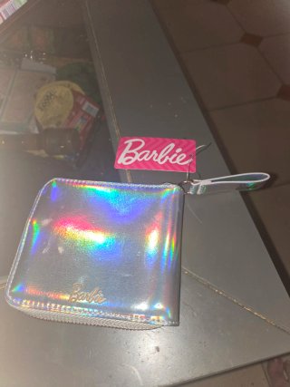Cartera Barbie Holográfica Plateada