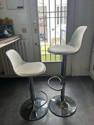 2 Taburetes Altos Regulables Blancos