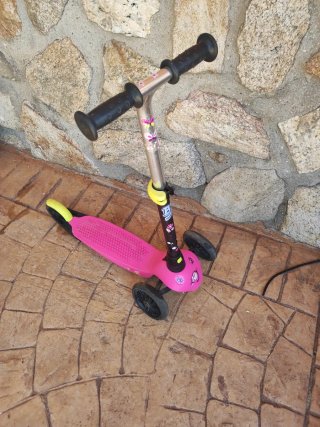 Patinete infantil rosa Decathlon