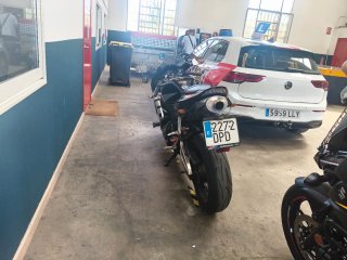 Honda CBR 600 RR Sportbike Negra/Plata