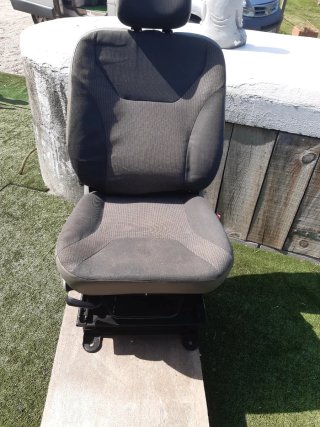 Asiento piloto Trafic Vivaro Primastar