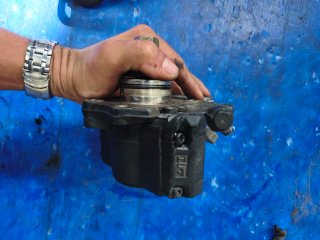 Bomba delphi Gasoil Mercedes OM651