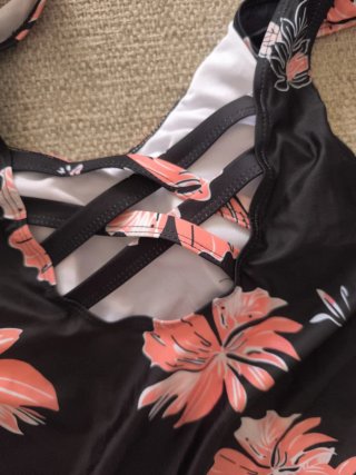Lote 3 bañadores mujer tallas L y XL