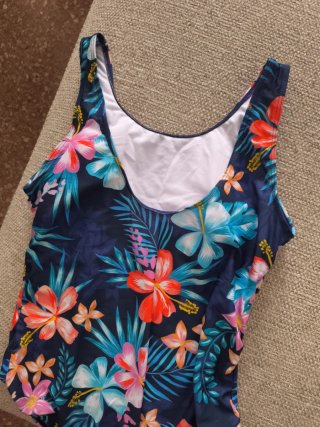 Lote 3 bañadores mujer tallas L y XL