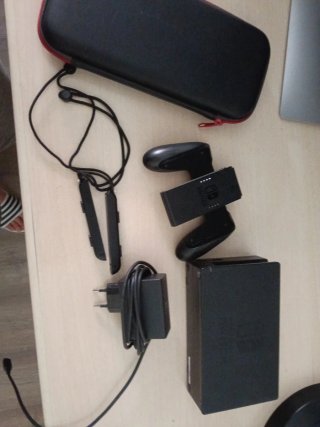 Nintendo Switch con funda